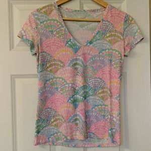 Lilly Pulitzer tee